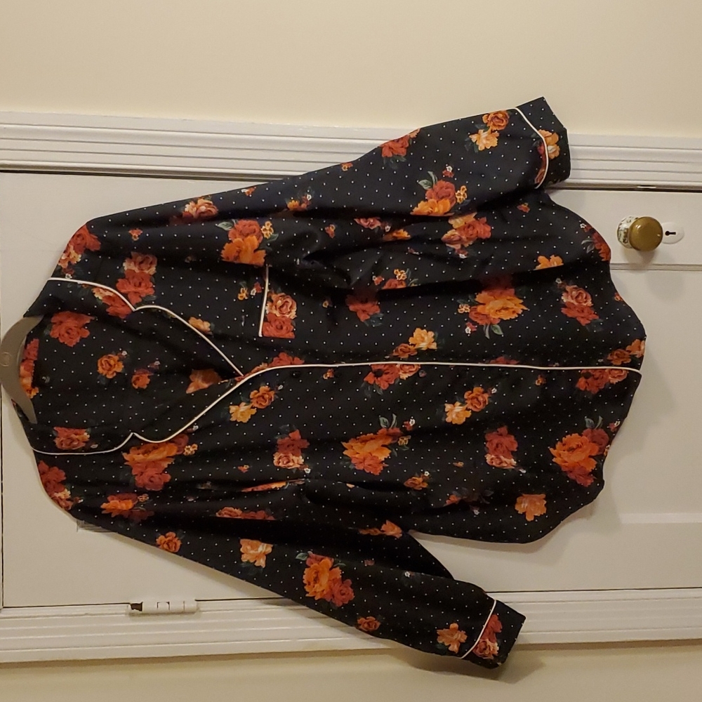 Torrid, Long sleeve, Floral print shirt w/one pocket